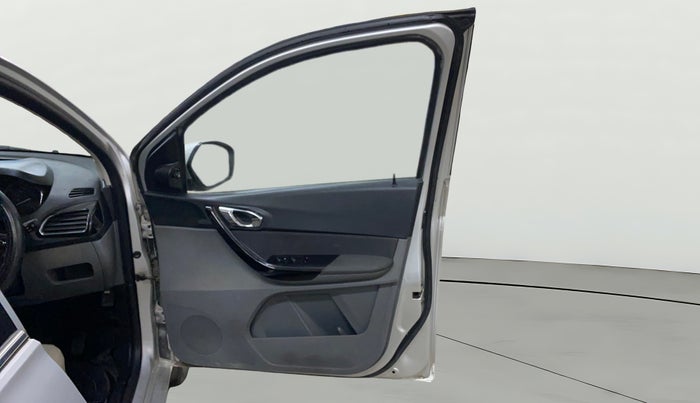 2018 Tata TIGOR XZ PETROL, Petrol, Manual, 14,902 km, RHS Front Door