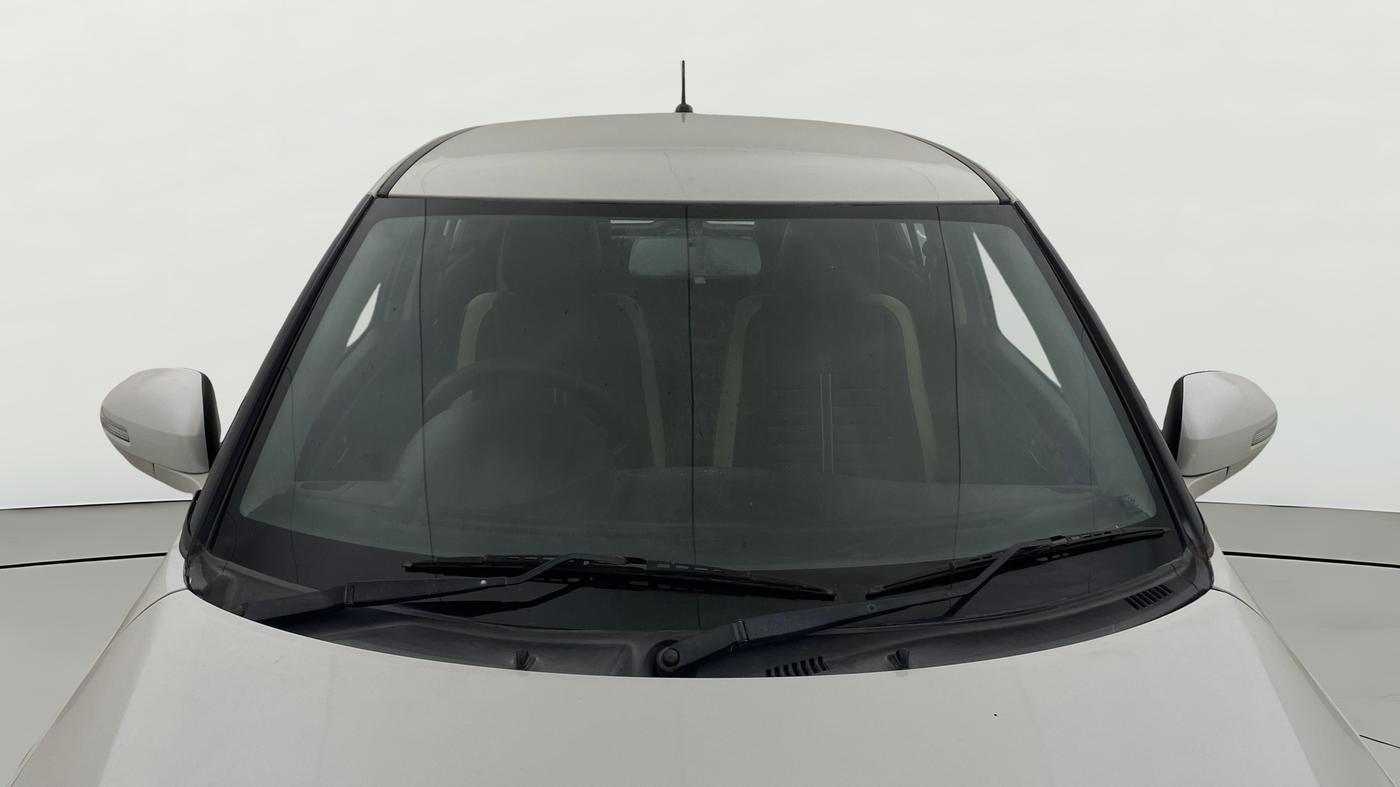 2013 Maruti Swift VDI, Diesel, Manual, 90,372 km, Front Windshield