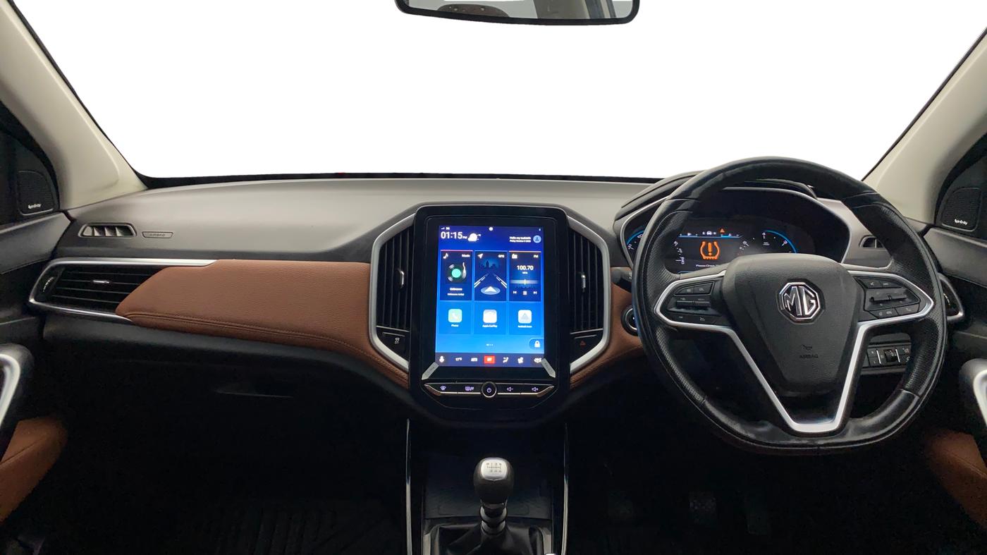 2021 MG HECTOR PLUS SHARP 1.5 PETROL TURBO HYBRID MT 6-STR, Petrol, Manual, 49,178 km, Dashboard