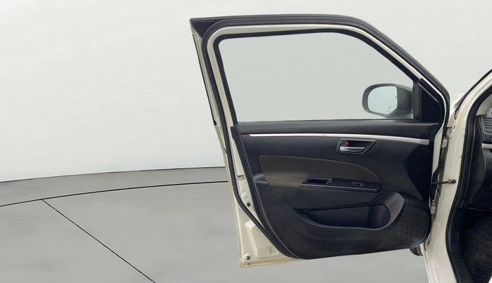 2016 Maruti Swift VXI, Petrol, Manual, 62,915 km, LHS Front Door