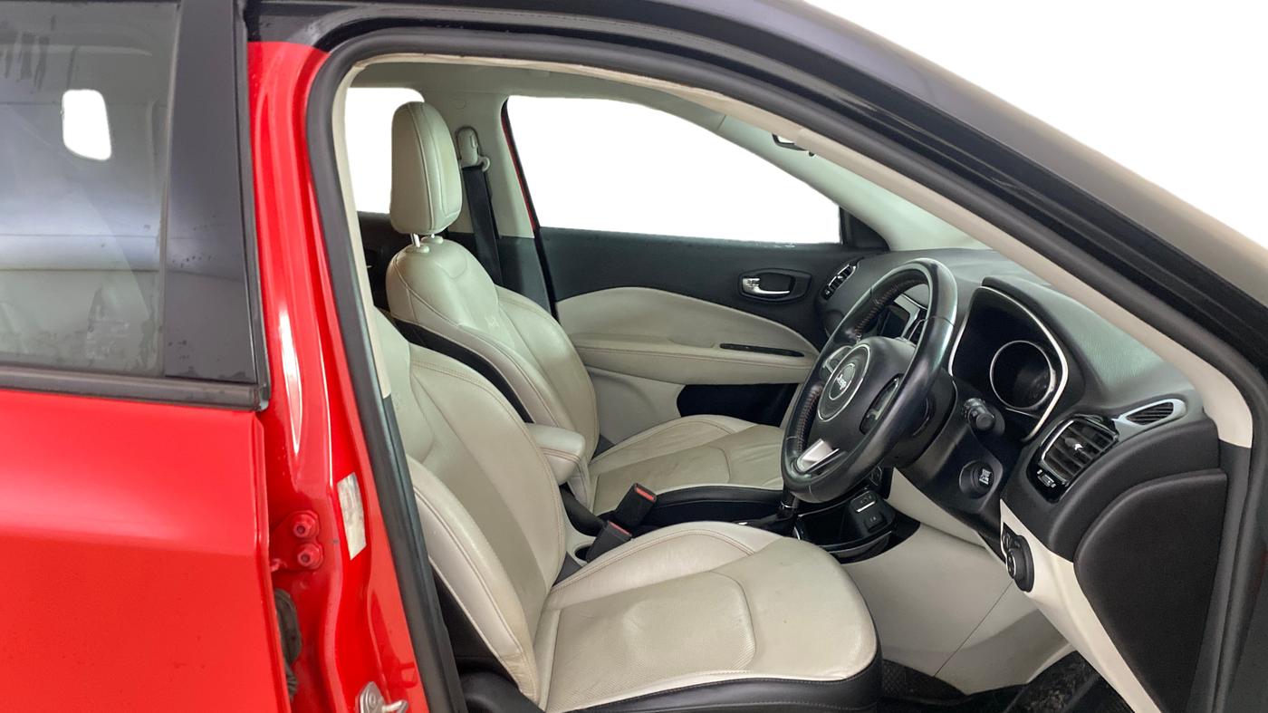 2018 Jeep Compass LIMITED 1.4 PETROL AT, Petrol, Automatic, 75,787 km, Right Side Front Door Cabin