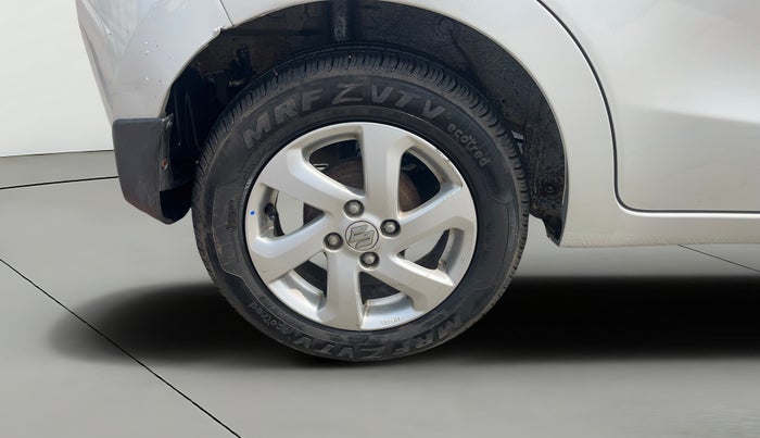 2016 Maruti Celerio ZXI (O), Petrol, Manual, 51,396 km, Right Rear Wheel