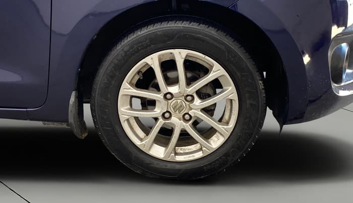 2018 Maruti Swift ZDI AMT, Diesel, Automatic, 1,09,539 km, Right Front Wheel