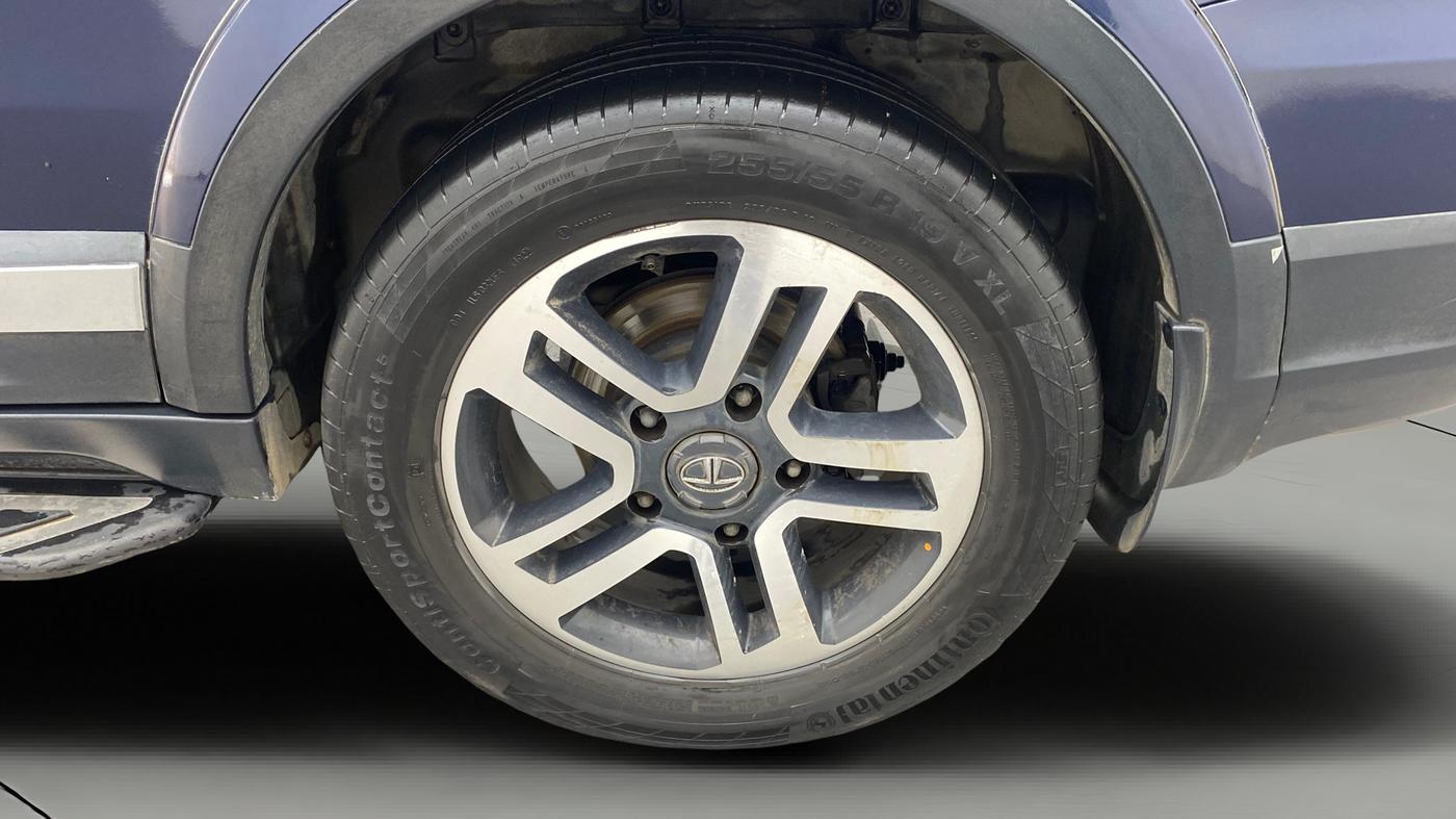 2019 Tata Hexa XTA 4X2 6 STR, Diesel, Automatic, 85,668 km, Left Rear Wheel