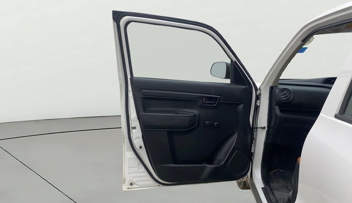 2024 Maruti S PRESSO LXI S-CNG, CNG, Manual, 23,133 km, LHS Front Door