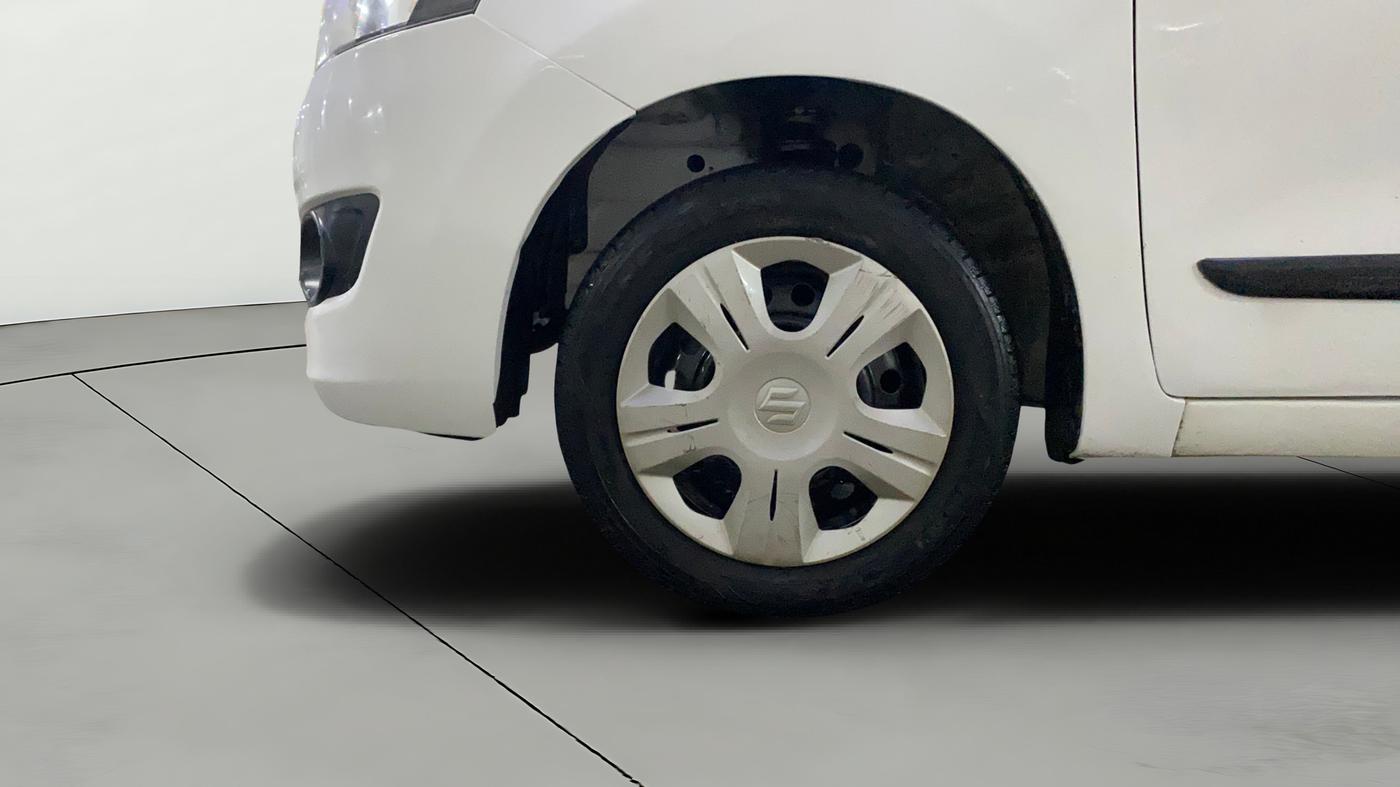 2014 Maruti Wagon R 1.0 VXI, Petrol, Manual, 70,654 km, Left Front Wheel