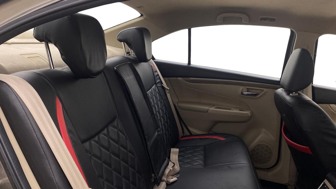 2021 Maruti Ciaz ZETA 1.5 SHVS MT PETROL, Petrol, Manual, 55,867 km, Right Side Rear Door Cabin