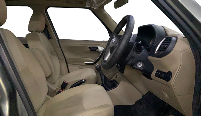 2022 Mahindra BOLERO NEO N10 R, Diesel, Manual, 62,993 km, Right Side Front Door Cabin