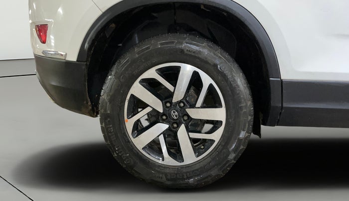 2021 Tata Harrier XZA PLUS 2.0L, Diesel, Automatic, 98,036 km, Right Rear Wheel