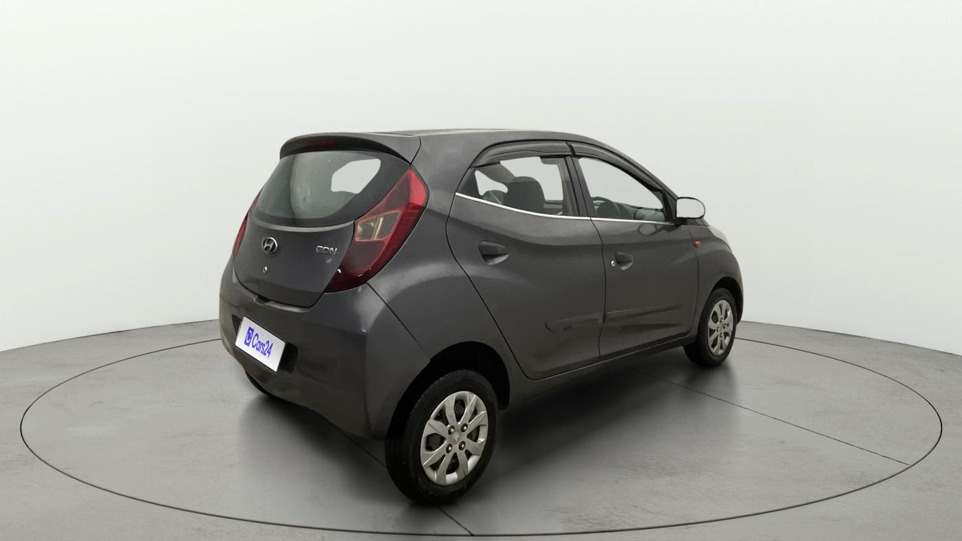 2018 Hyundai Eon MAGNA +, Petrol, Manual, 1,16,115 km, Right Back Diagonal