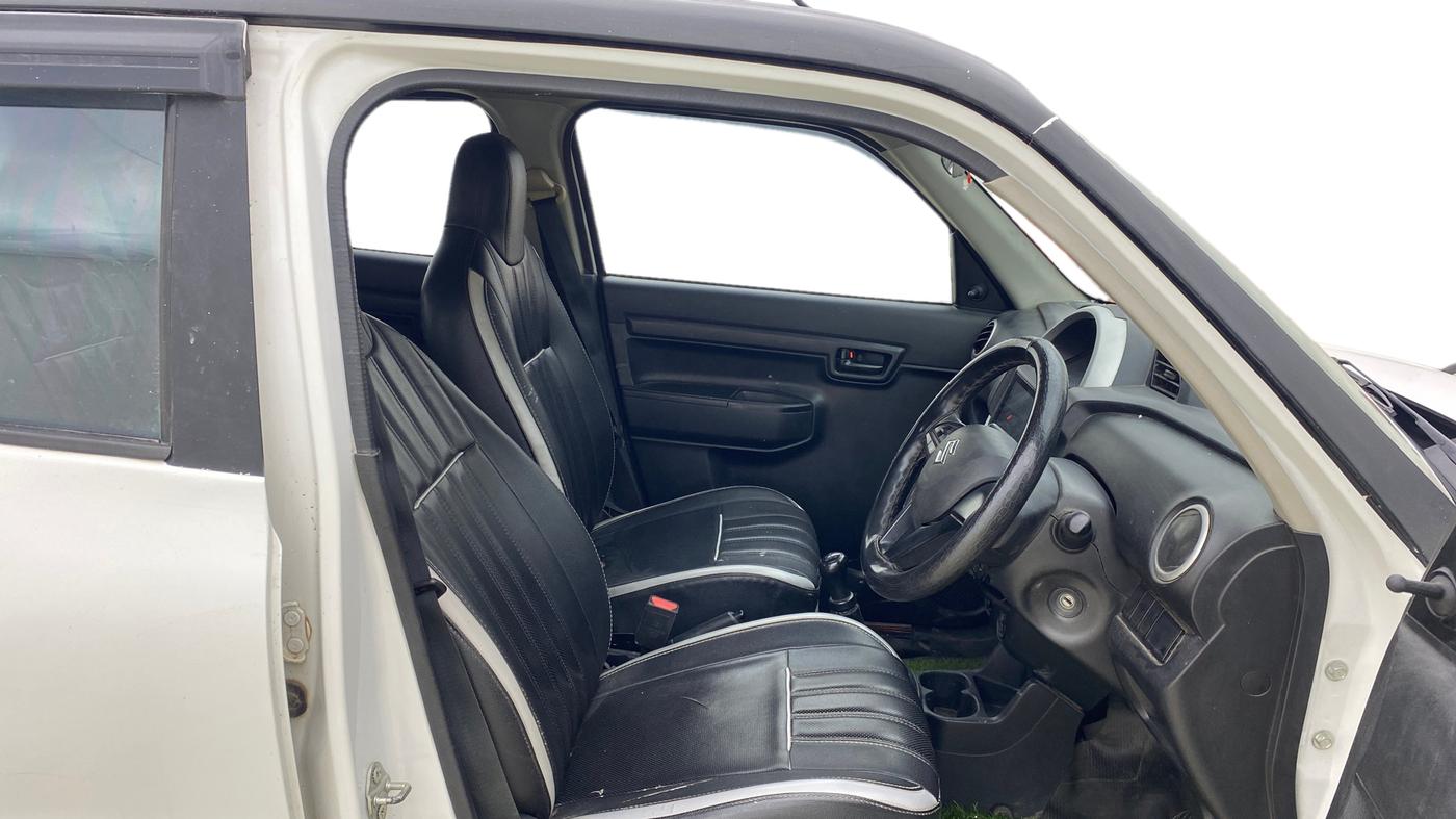 2021 Maruti S PRESSO VXI+, Petrol, Manual, 94,233 km, Right Side Front Door Cabin