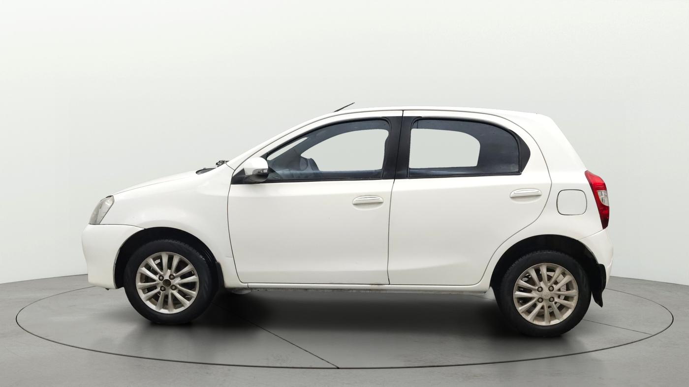 2014 Toyota Etios Liva TRD SPORTIVO PETROL, Petrol, Manual, 47,939 km, Left Side
