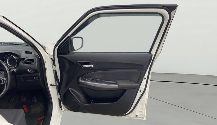 2023 Maruti Swift ZXI, Petrol, Manual, 30,059 km, RHS Front Door