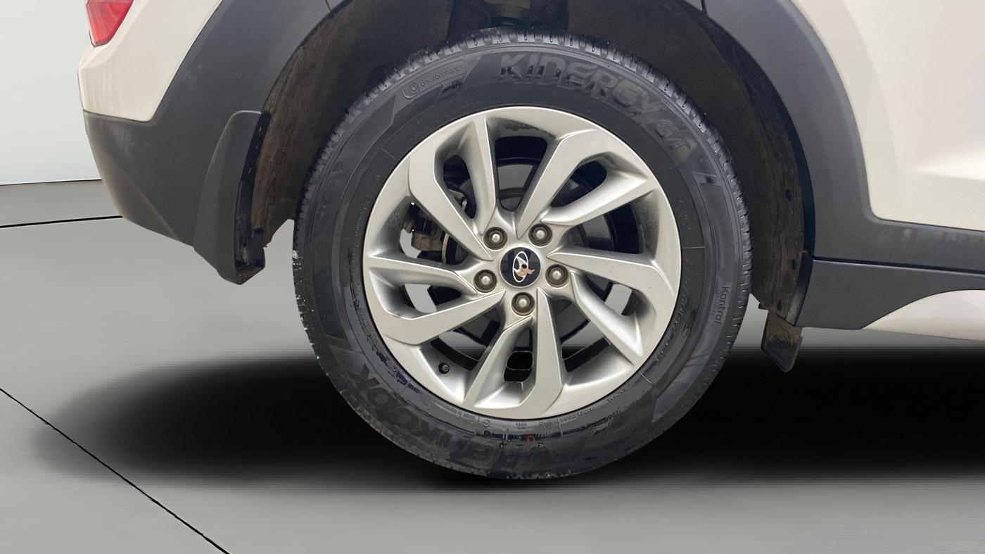 2018 Hyundai Tucson 2WD MT PETROL, Petrol, Manual, 50,233 km, Right Rear Wheel