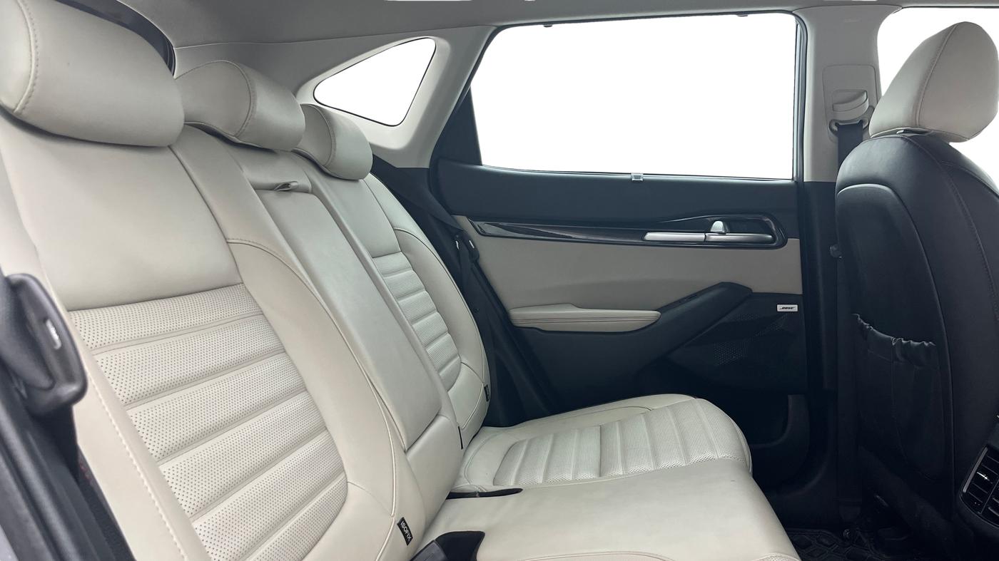 2020 KIA SELTOS GTX PLUS DCT 1.4 PETROL, Petrol, Automatic, 1,04,512 km, Right Side Rear Door Cabin