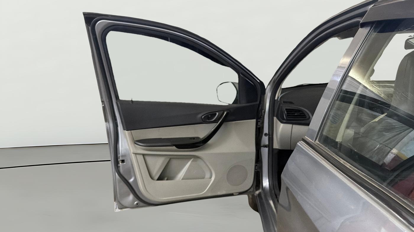 2019 Tata Tiago XZA PETROL, Petrol, Automatic, 27,925 km, LHS Front Door