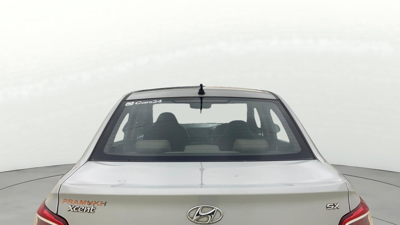 2015 Hyundai Xcent SX AT 1.2 (O), Petrol, Automatic, 19,691 km, Rear Windshield