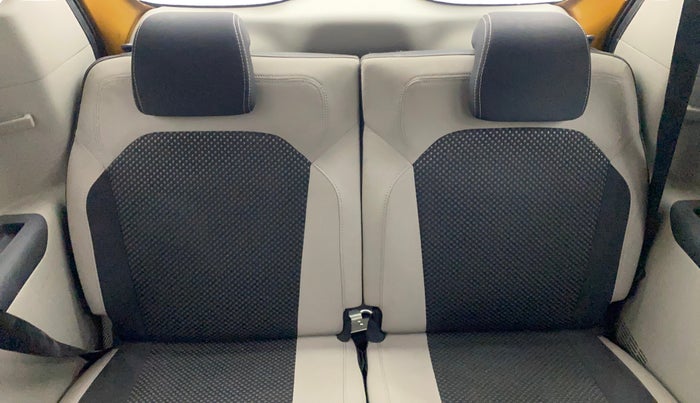 2020 Renault TRIBER RXZ AMT, Petrol, Automatic, 58,053 km, Third Seat Row ( optional )