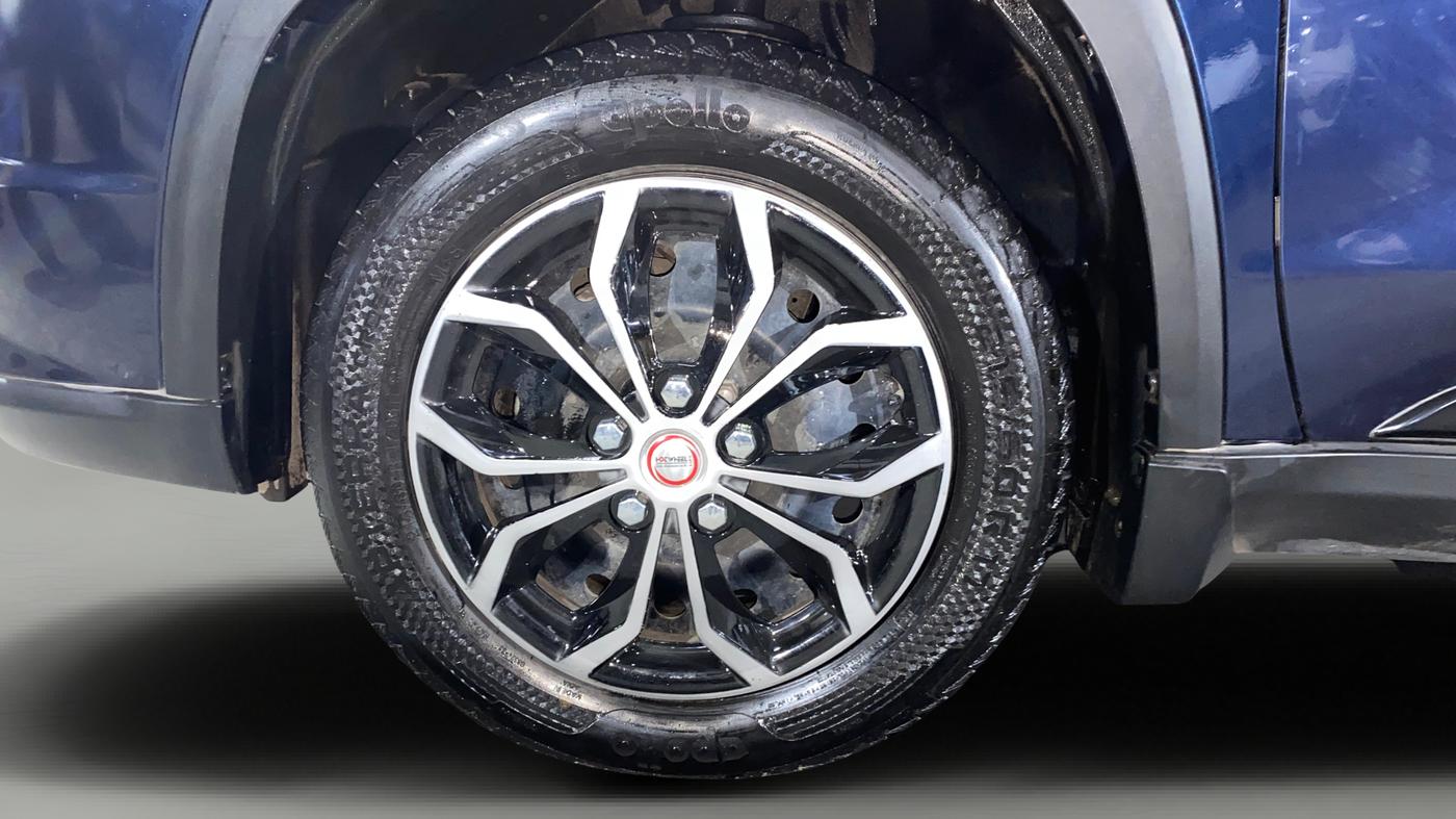 2024 Maruti Grand Vitara DELTA SMART HYBRID AT, Petrol, Automatic, 18,517 km, Left Front Wheel
