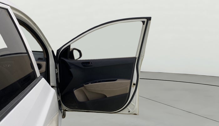 2016 Hyundai Grand i10 MAGNA 1.1 CRDI, Diesel, Manual, 72,207 km, RHS Front Door