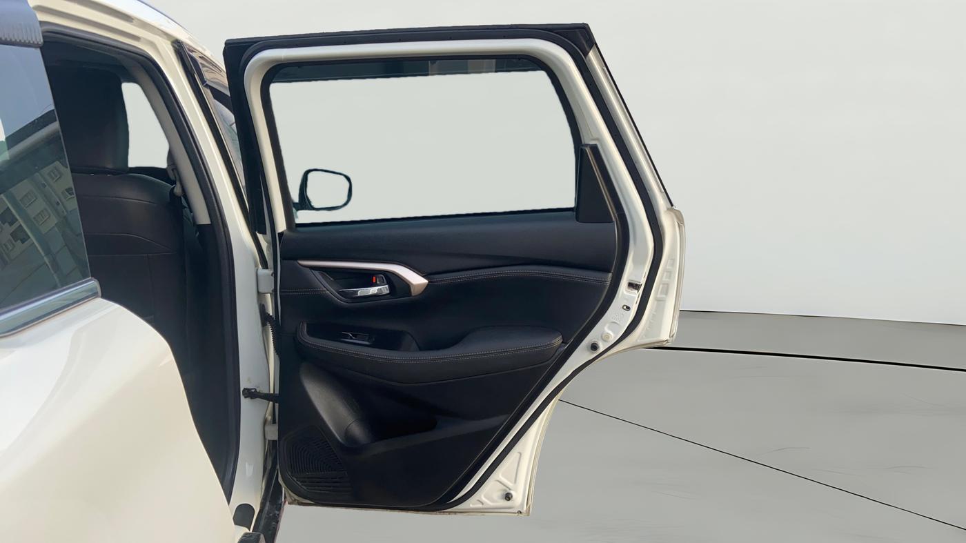 2023 Maruti Grand Vitara ALPHA PLUS HYBRID ECVT, Hybrid, Automatic, 1,15,201 km, RHS Rear Door