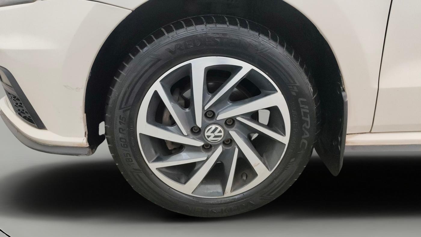 2021 Volkswagen Polo COMFORTLINE 1.0L TSI AT, Petrol, Automatic, 32,487 km, Left Front Wheel