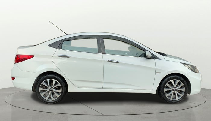 2014 Hyundai Verna FLUIDIC 1.4 VTVT CX, Petrol, Manual, 1,16,071 km, Right Side View
