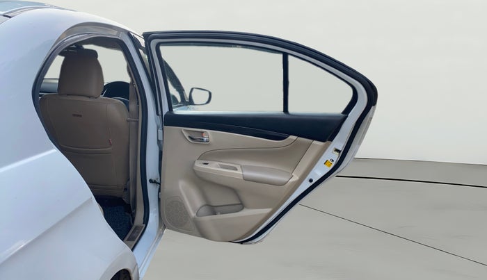 2017 Maruti Ciaz ALPHA 1.4 PETROL, Petrol, Manual, 54,714 km, RHS Rear Door