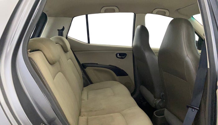 2013 Hyundai i10 SPORTZ 1.2 AT, Petrol, Automatic, 60,984 km, Right Side Rear Door Cabin