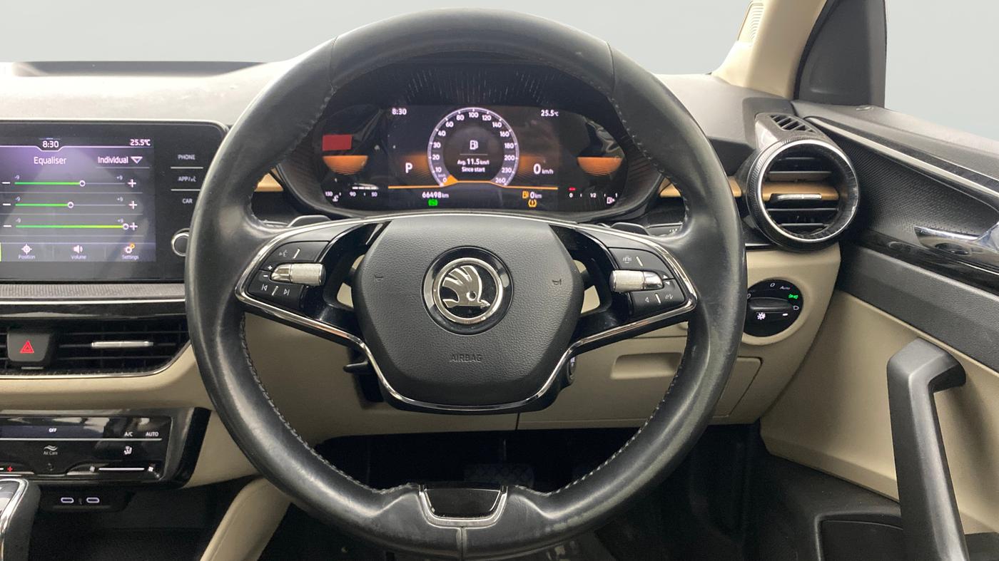 2022 Skoda SLAVIA STYLE 1.5L TSI DSG, Petrol, Automatic, 66,460 km, Steering Wheel Close Up