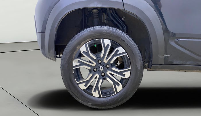 2023 Renault Kiger RXT (O) TURBO CVT, Petrol, Automatic, 18,987 km, Right Rear Wheel