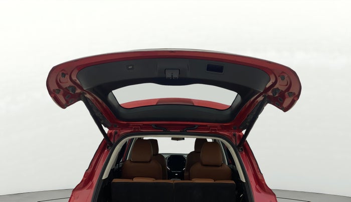 2020 MG HECTOR PLUS SHARP 2.0 DIESEL TURBO MT 6-STR, Diesel, Manual, 58,494 km, Boot Door Open