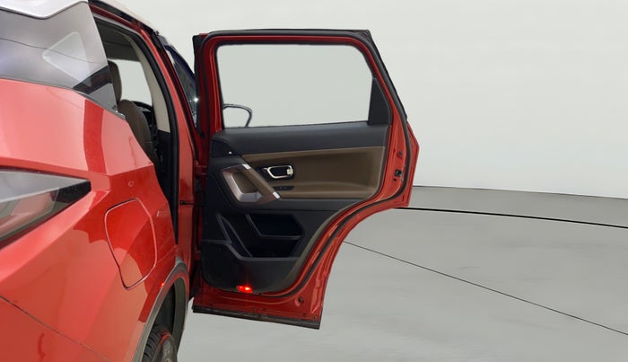 2020 Tata Harrier XZA 2.0L, Diesel, Automatic, 52,353 km, RHS Rear Door