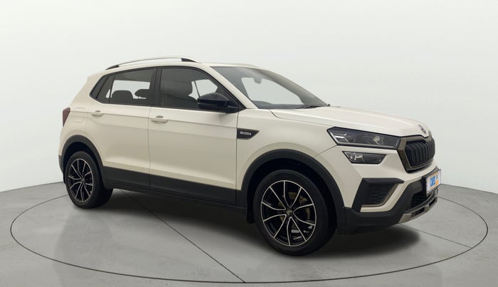 2021 Skoda KUSHAQ AMBITION 1.0L TSI MT, Petrol, Manual, 31,637 km, Right Front Diagonal