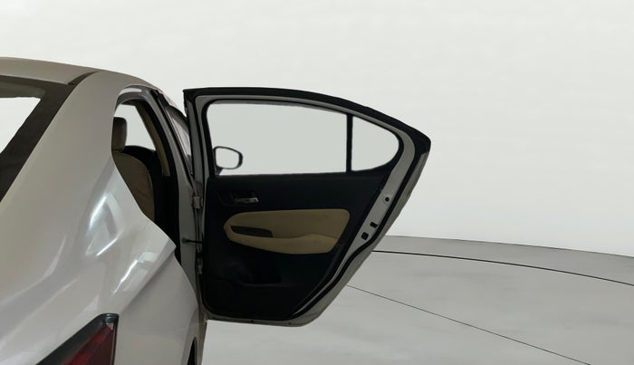 2022 Honda City 1.5L I-VTEC VX CVT, CNG, Automatic, 87,883 km, RHS Rear Door