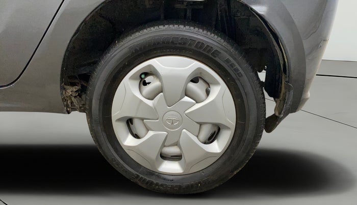 2022 Tata Tiago XM CNG, CNG, Manual, 19,173 km, Left Rear Wheel