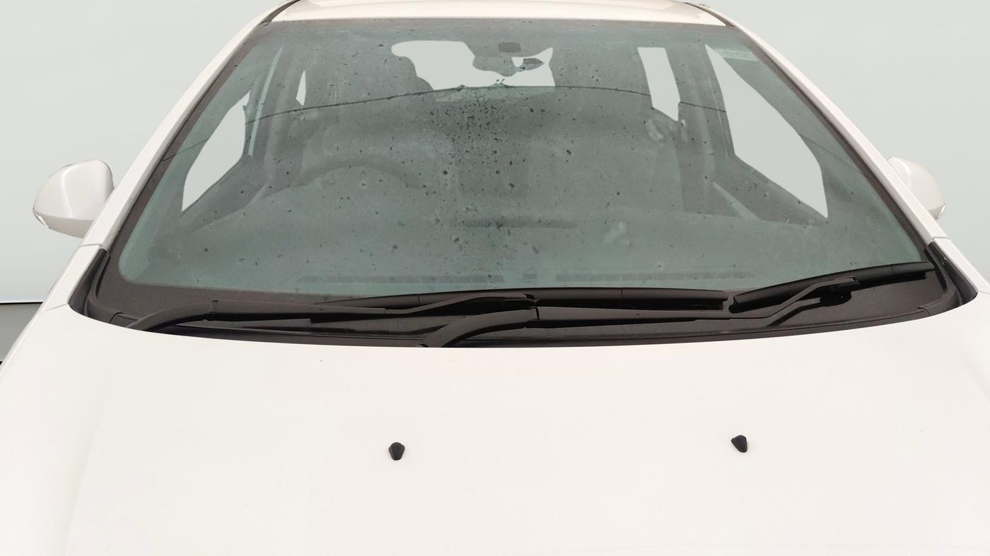 2025 Mahindra MARAZZO M 6 + 8 STR, Diesel, Manual, 5,480 km, Front Windshield