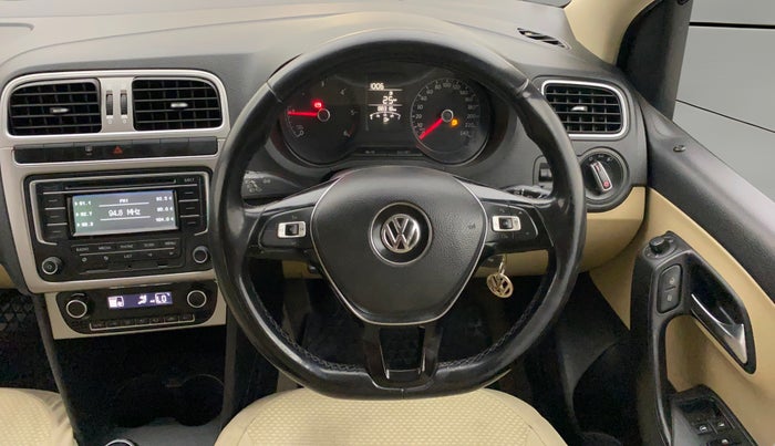 2015 Volkswagen Polo HIGHLINE1.5L, Diesel, Manual, 88,284 km, Steering Wheel Close Up