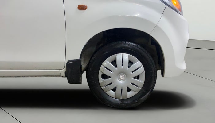 2017 Maruti Alto 800 LXI, Petrol, Manual, 97,714 km, Right Front Wheel