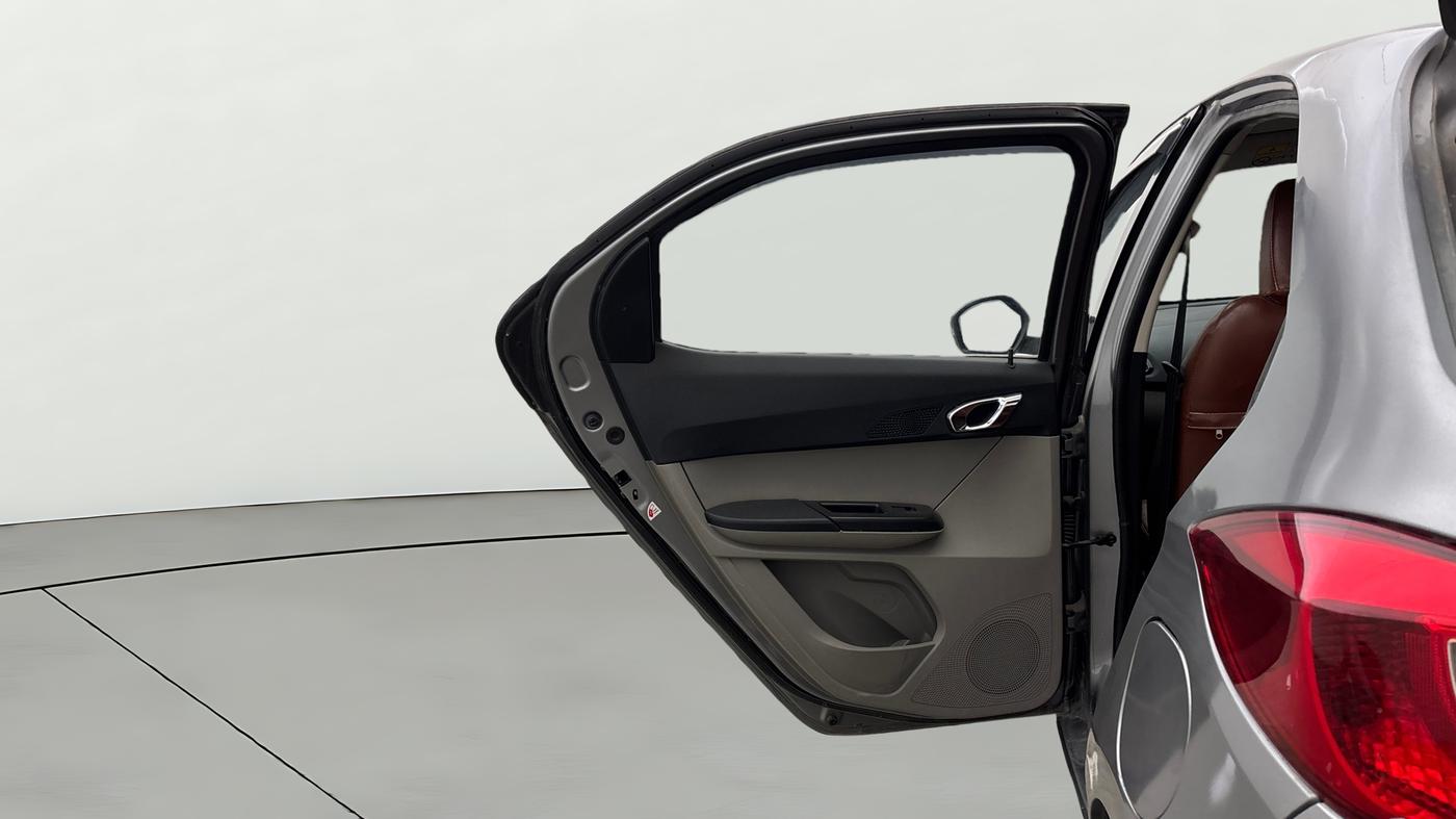 2018 Tata Tiago XZA PETROL, Petrol, Automatic, 67,280 km, LHS Rear Door