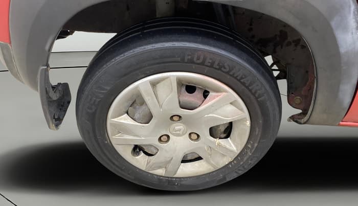 2019 Renault Kwid RXT 1.0 AMT (O), Petrol, Automatic, 66,143 km, Right Rear Wheel