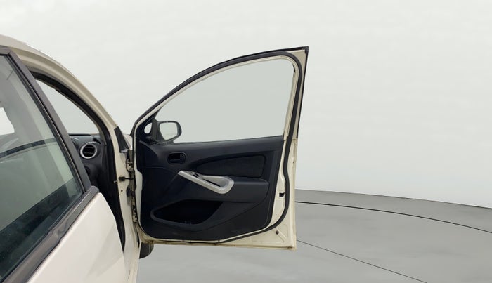 2013 Ford Figo ZXI 1.4 DIESEL, Diesel, Manual, 1,35,833 km, RHS Front Door