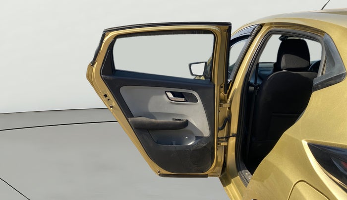 2020 Tata ALTROZ XZ PETROL, Petrol, Manual, 78,334 km, LHS Rear Door