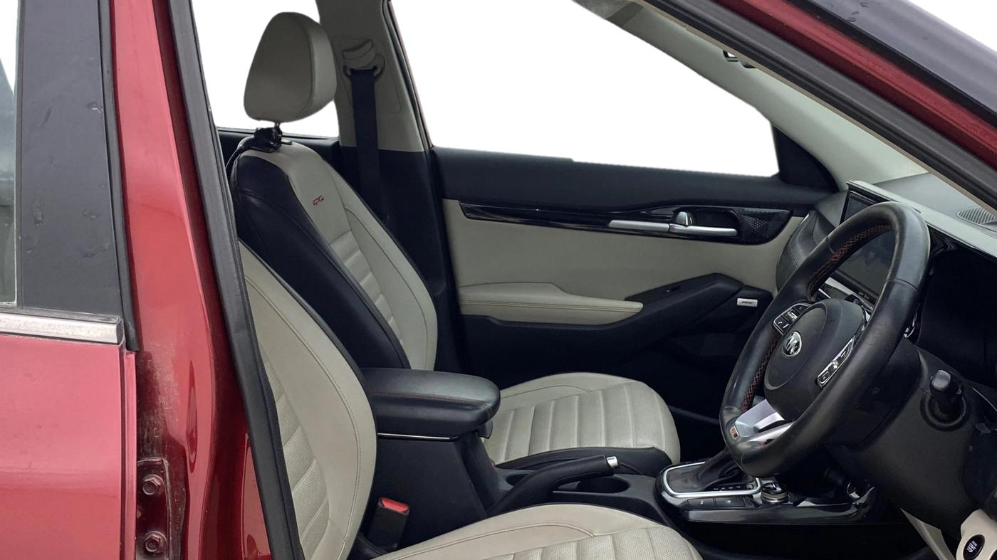 2020 KIA SELTOS GTX PLUS DCT 1.4 PETROL, Petrol, Automatic, 88,448 km, Right Side Front Door Cabin