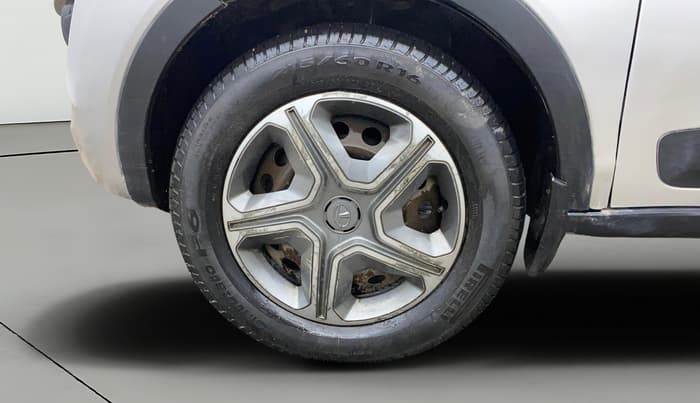 2018 Tata NEXON XM PETROL, CNG, Manual, 1,00,385 km, Left Front Wheel