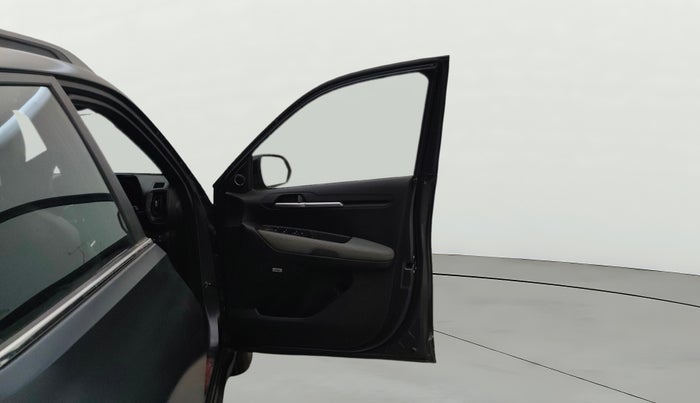 2022 KIA SONET X LINE 1.0 DCT, Petrol, Automatic, 16,227 km, RHS Front Door