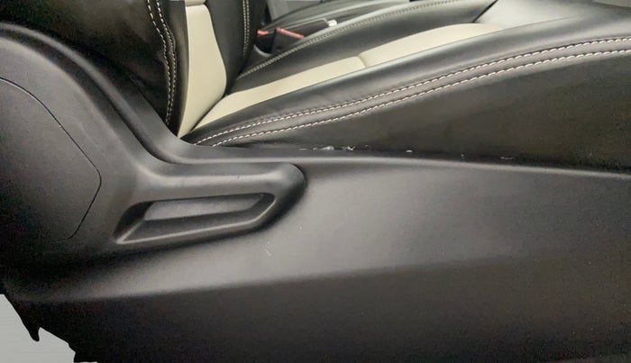 2023 Tata Tiago XT (O) PETROL, Petrol, Manual, 10,442 km, Driver Side Adjustment Panel