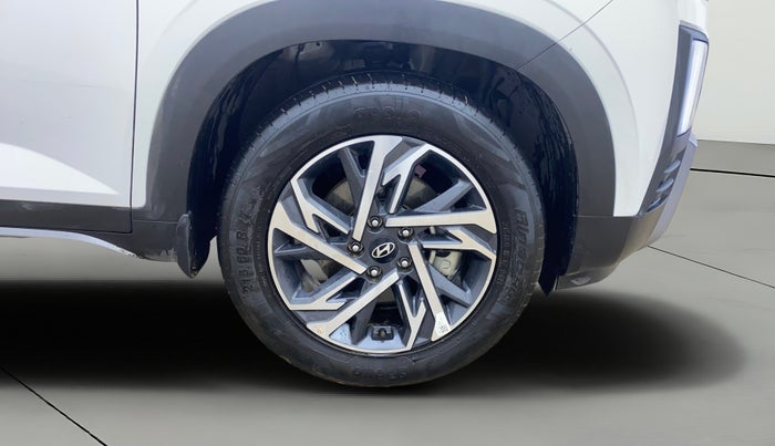 2024 Hyundai Creta SX (O) 1.5 PETROL, Petrol, Manual, 8,834 km, Right Front Wheel