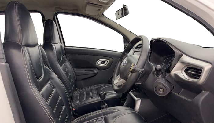 2021 Datsun Redi Go T, Petrol, Manual, 1,06,514 km, Right Side Front Door Cabin