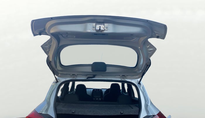 2016 Renault Kwid RXT 1.0, Petrol, Manual, 82,948 km, Boot Door Open